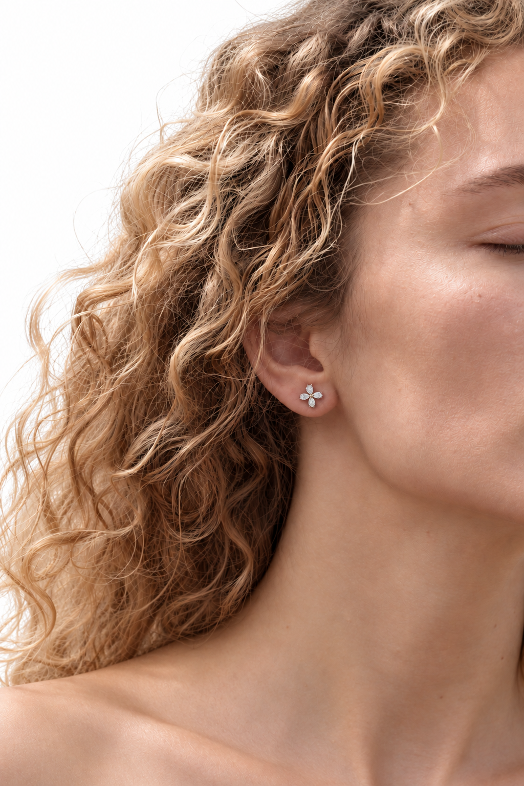 Sané Studs
